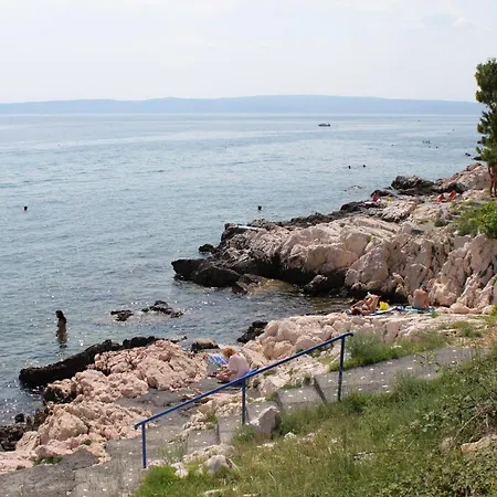 Double 2350a 게스트하우스 노비비노돌스키