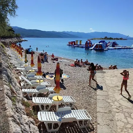 Gostinjska kuća Double 2350a Novi Vinodolski