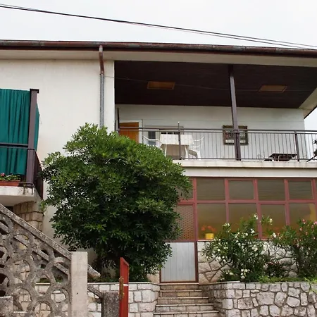 Double 2350a Gostinjska kuća
