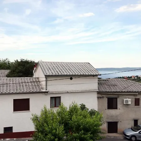 Gostinjska kuća Double 2350a Novi Vinodolski