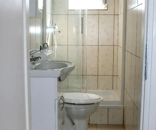 Double 2350a Gostinjska kuća 3*